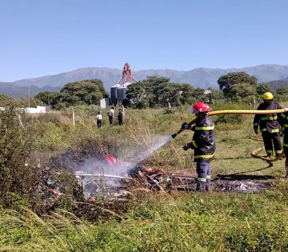Identificaron al piloto que murió tras estrellarse en una avioneta en Metán     