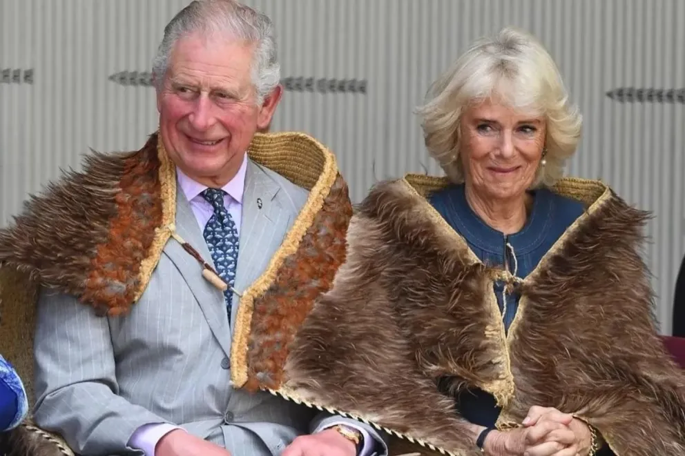 A días de la coronación, el rey Carlos III y Camila Parker actualizaron su fotografía real