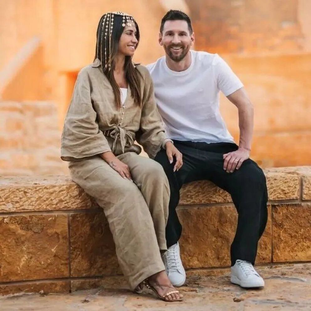 Antonela Roccuzzo y Messi en Arabia Saudita