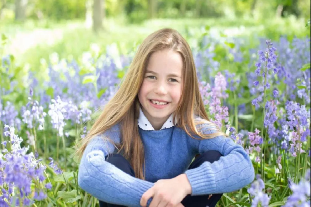 Princesa Charlotte heredará las joyas más excéntricas de Lady Di y la reina Isabel: Camila enfurecida