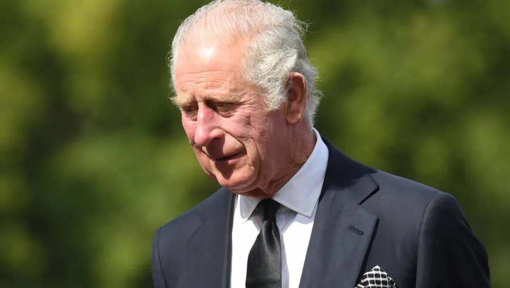 Vidente que acertó con la muerte de Isabel II lanza la peor predicción sobre el rey Carlos