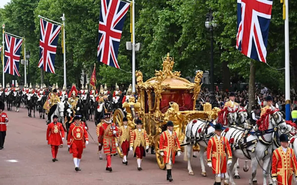 El brutal impacto que genera en la economía británica la coronación del rey Carlos III: esto indican los datos
