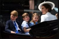 Llegaron los niños: así presenciaron el ensayo el príncipe George, el príncipe Louis y la princesa Charlotte para el día de la coronación