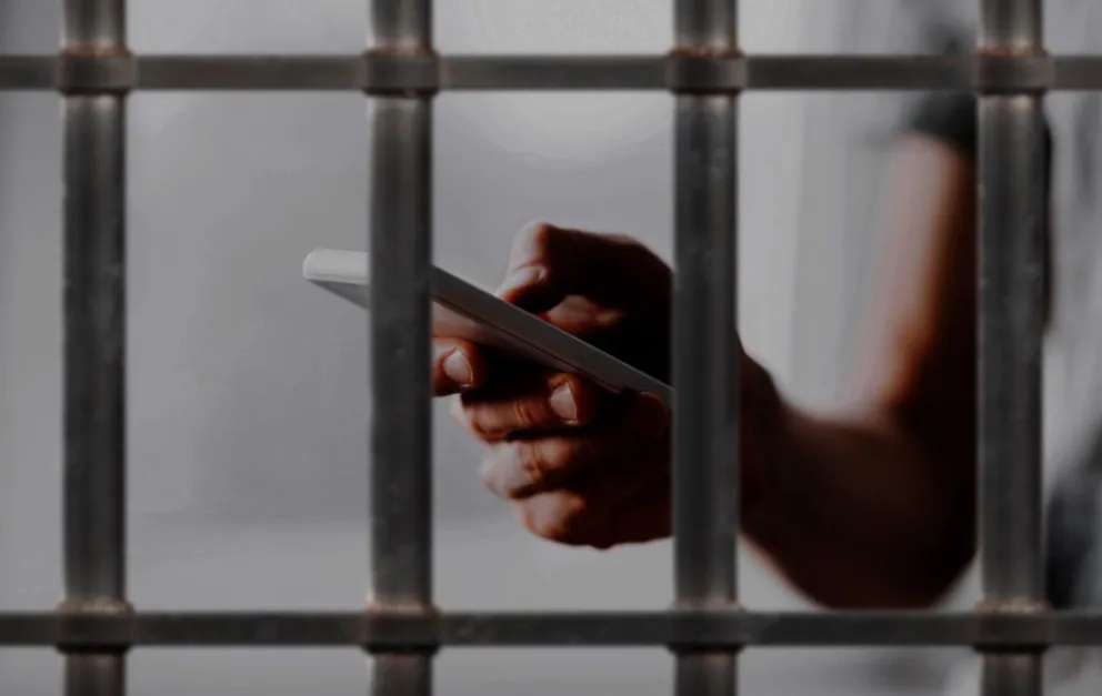 Una comisaría salteña pide dinero a cambio de pasar celulares a los presos