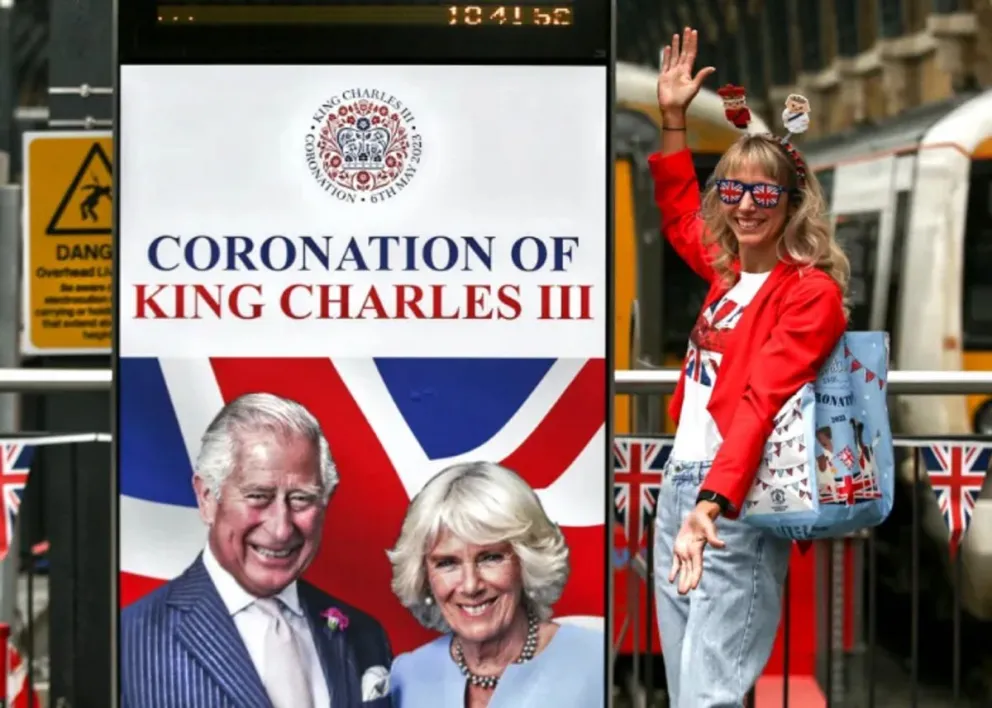 Inglaterra expectante: así se comportan las calles previo a la esperada coronación de Carlos III