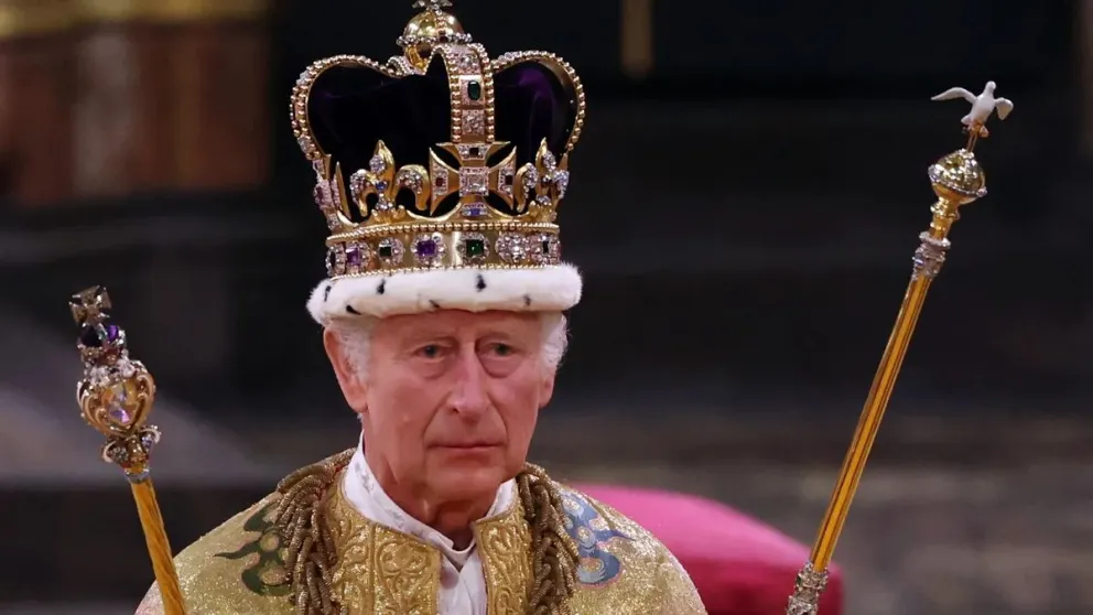 Estos fueron los accesorios más costosos que las realezas eligieron para la coronación de Carlos III