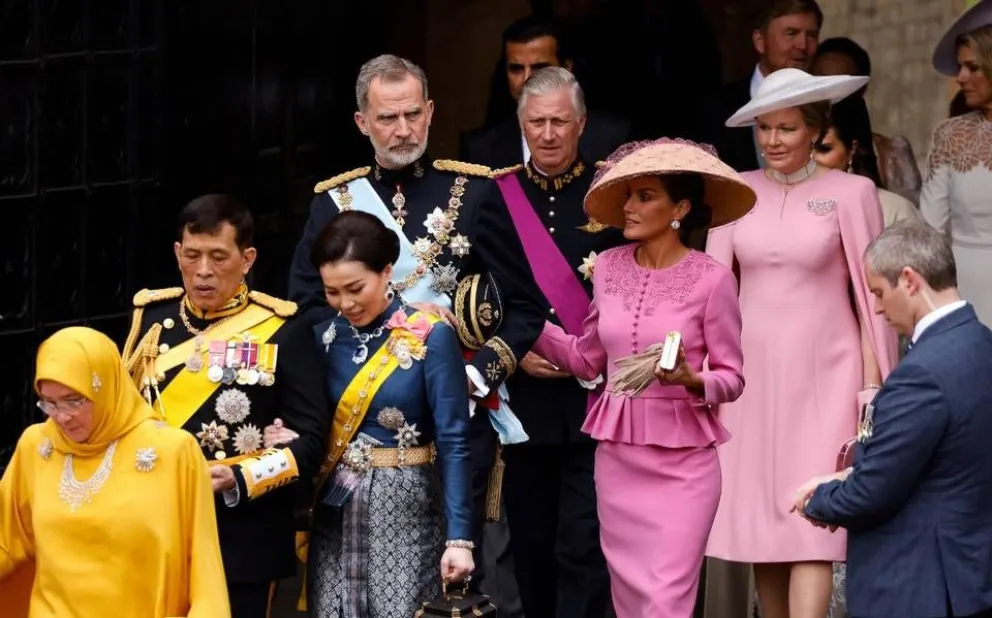Coronación del rey Carlos III: así deslumbraron con sus atuendos las royals y personalidades más conocidas
