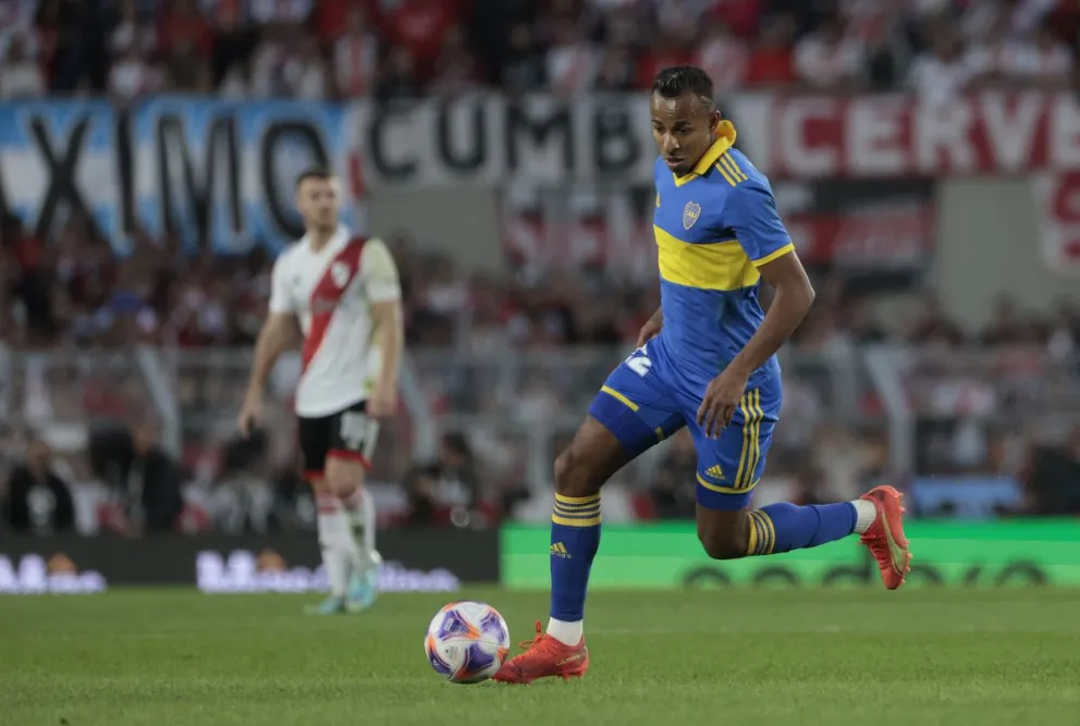 Sebastián Villa furioso: esto le respondió a los hinchas de River que lo insultaron