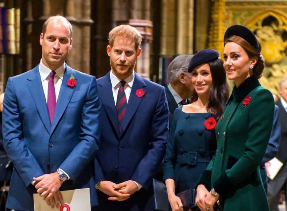 Harry y Meghan junto a los príncipes de Gales.