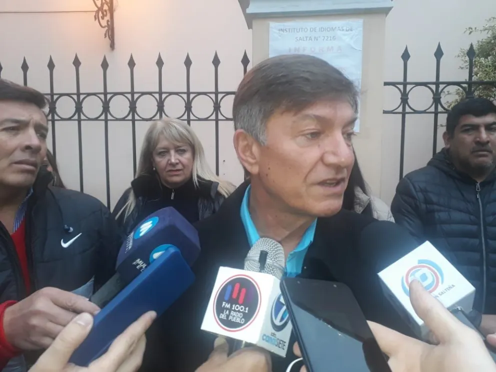 Votó Felipe Biella: “Que la gente se levante con esperanzas y venga a cambiar esta realidad” 