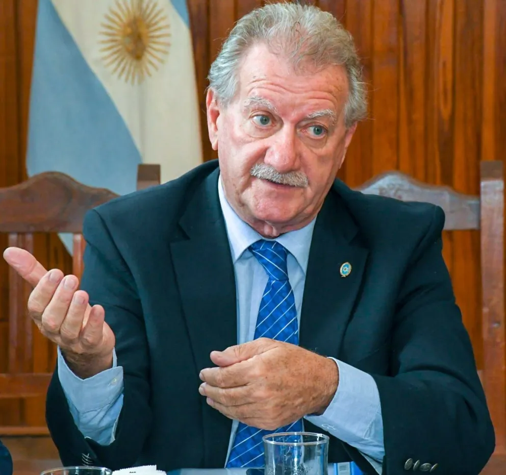 Tras votar, Antonio Marocco esperará por los resultados junto al vicegobernador de la provincia de Jujuy 