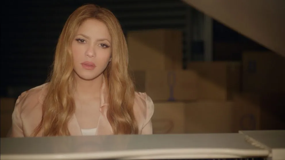 Este es el misterioso hombre que creó "Acróstico", el nuevo tema de Shakira