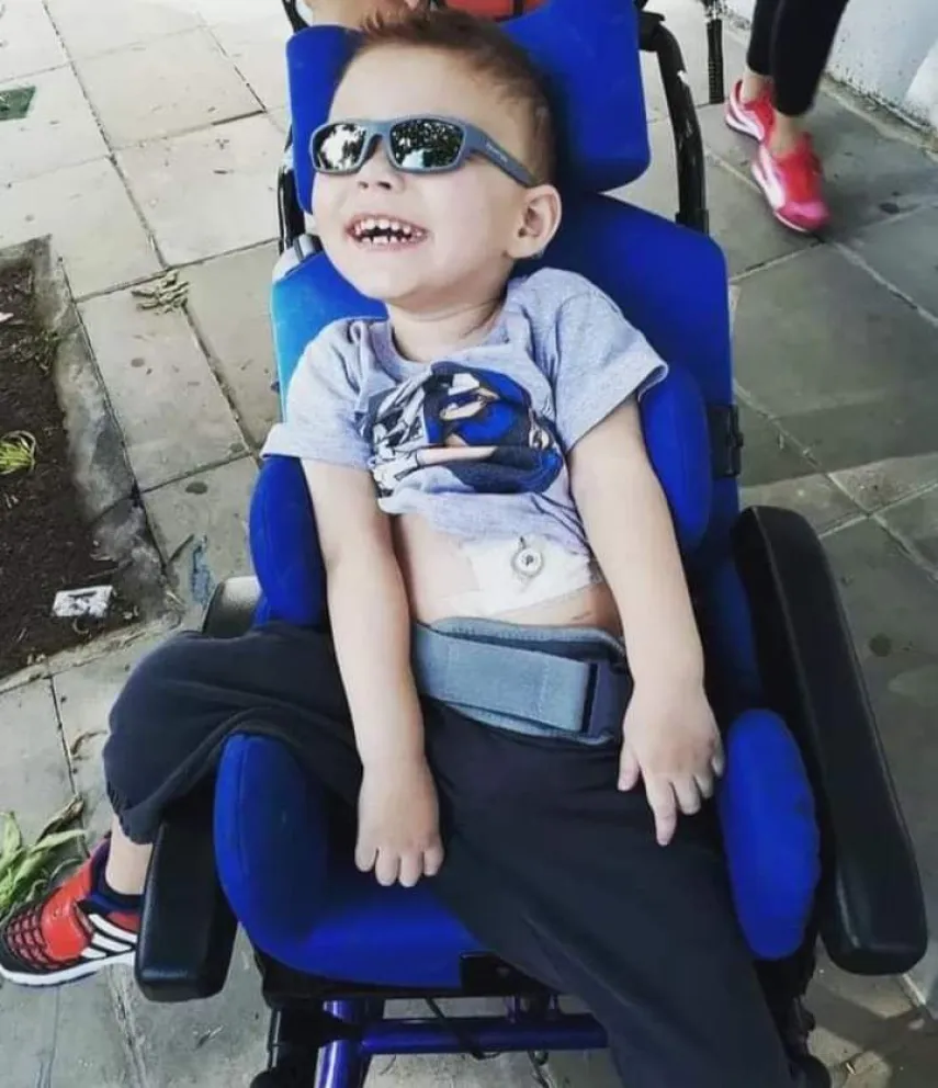 Gran colecta por Thomy: a un paso de llegar al millón de pesos para una silla de ruedas especial