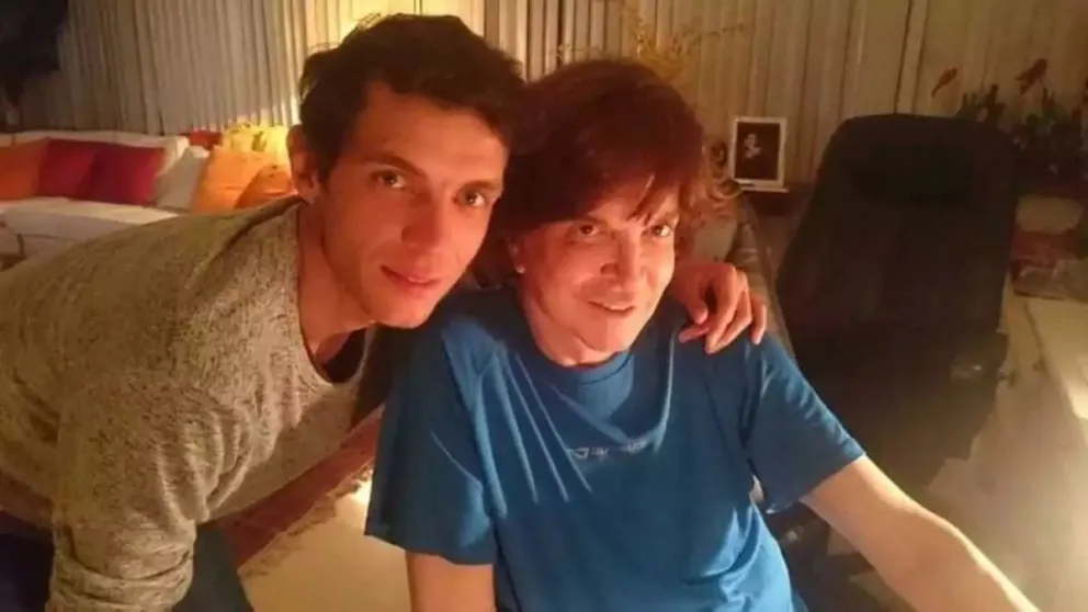 El motivo por el que el hijo de Camilo Sesto alarmó a todos con la foto que subió en sus redes sociales