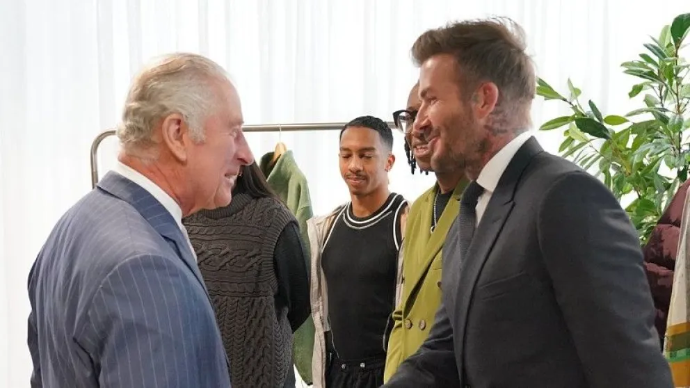El encantador obsequio de David Beckham a Carlos III: es sencillo y esconde un gran significado