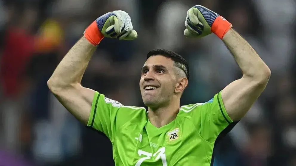 Ilusiona a un grande de Argentina: salió a la luz la promesa que hizo el Dibu Martínez en Qatar 2022