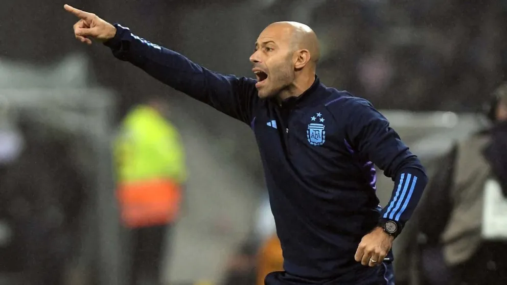 Los hinchas argentinos reaccionaron de esta forma cuando anunciaron a Javier Mascherano en el estadio