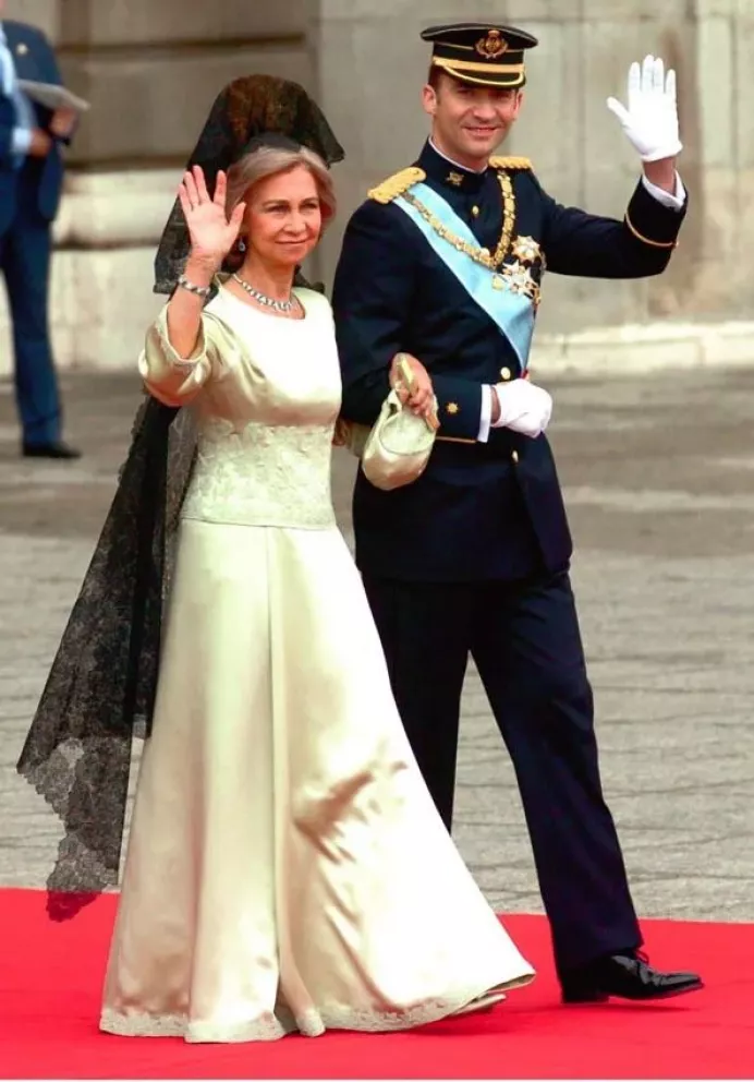 Vestido de reina Sofía
