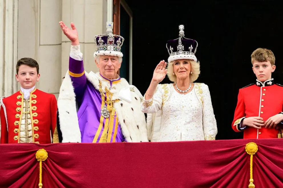Alerta en la corona británica: preocupantes y caóticas predicciones para Carlos III y Camila Parker