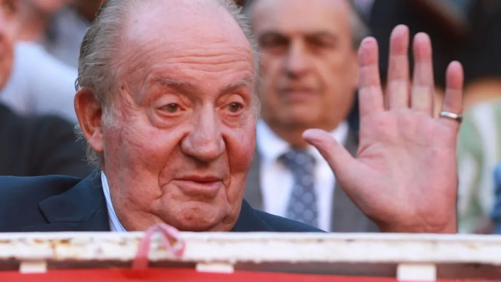 La despreciable oferta de Juan Carlos I para silenciar a los escritores de su biografía no autorizada