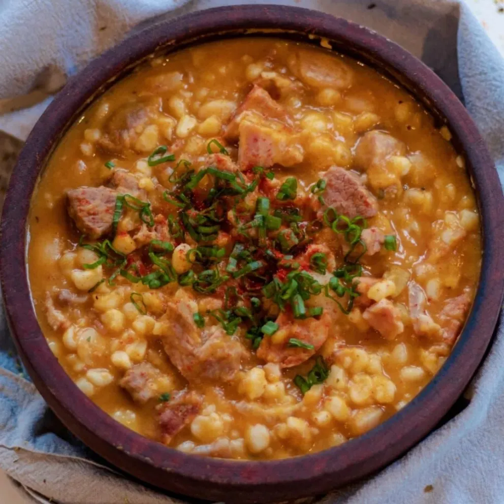 La receta para 10 personas del delicioso y tradicional locro: los secretos para que salga espectacular 