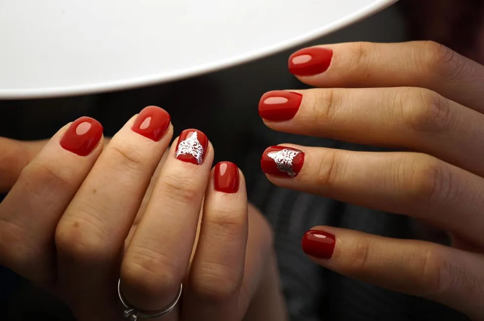 Uno por uno, todos los grandiosos diseños para tus uñas con la técnica Nail Art del momento: elegancia total