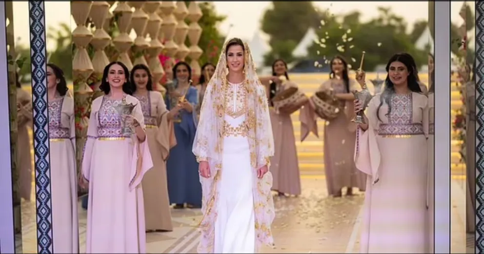 Las palabras conmovedoras de la reina Raina de Jordania en la previa de la boda de su hijo Hussein con Rajwa Al-Saif