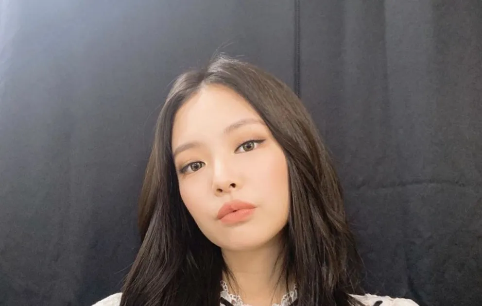 Los increíbles atuendos que luce Jennie de Blackpink y que la consagran como una referente de la moda