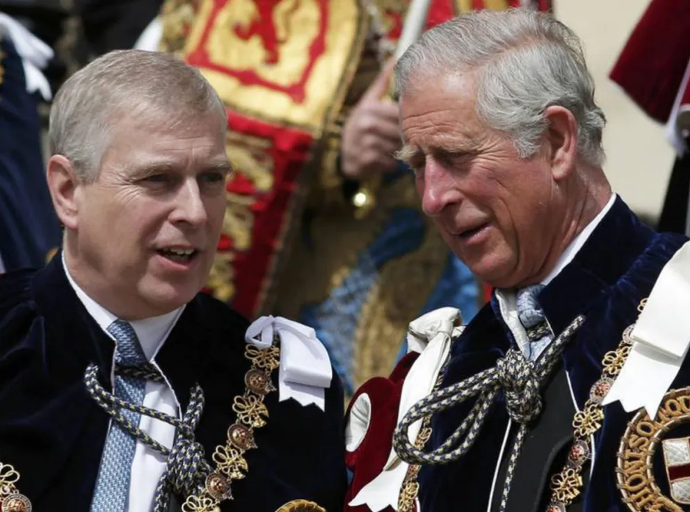El rey Carlos III intentaría expulsar al príncipe Andrés de Royal Lodge por estos motivos personales: opinión experta