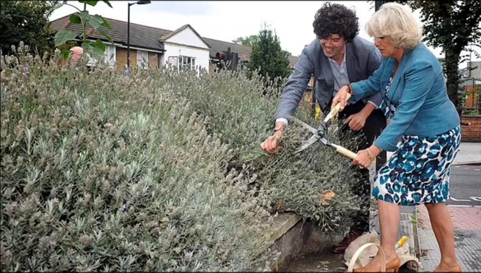 ¿Es la reina Camila una monarca ecologista? Descubre la pasión que la une al actual monarca