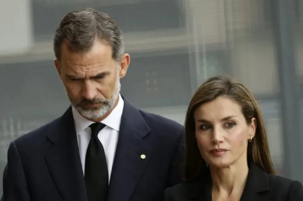 La reina Letizia prohíbe estos nuevos alimentos en Zarzuela: una lista interminable que Felipe VI detesta