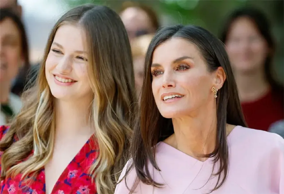 De tal palo tal astilla: este es el consejo de moda que Leonor siguió de la reina Letizia que encantó a todos