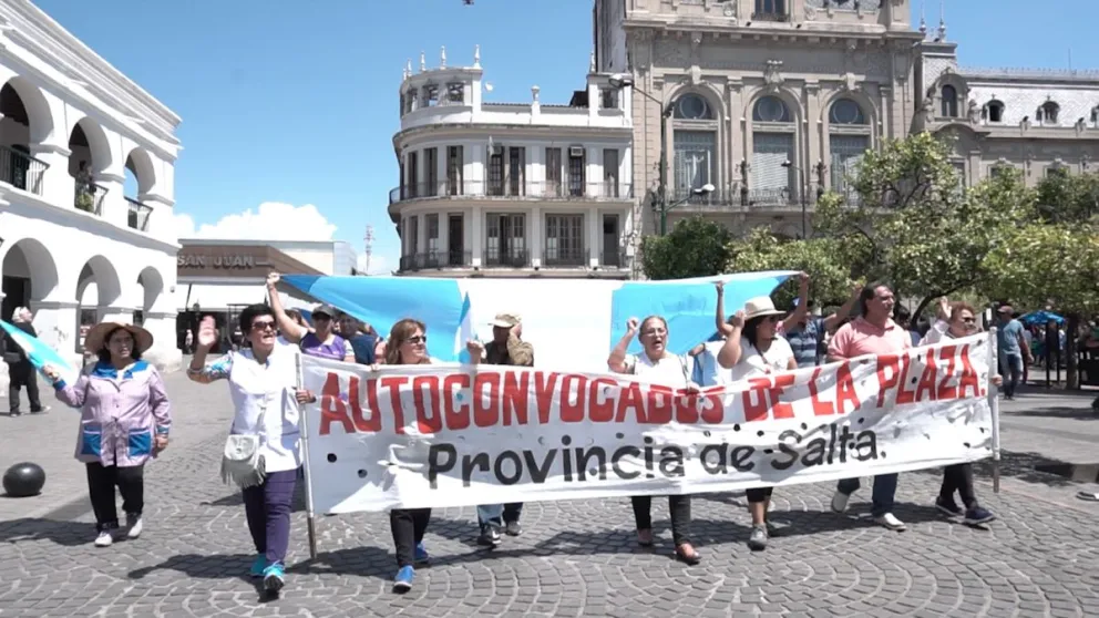 Docentes acordaron reabrir el diálogo por paritarias y esperan ser convocados hoy por el Gobierno 