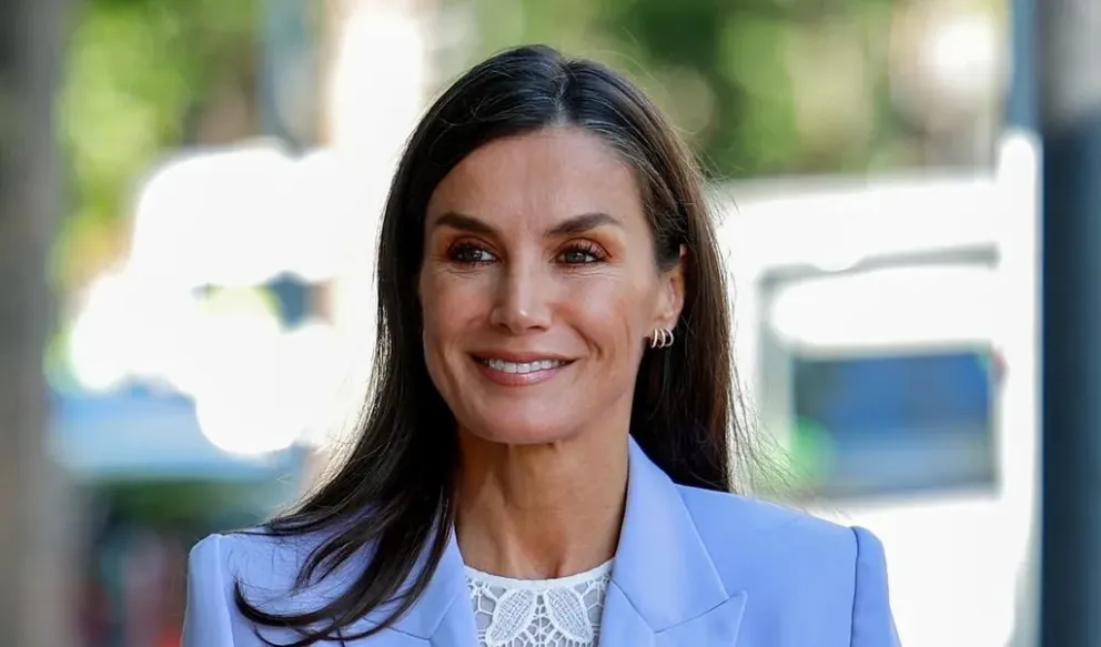 Los looks de la reina Letizia para conmemorar el Día de las Fuerzas Armadas: fotos 