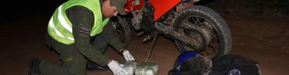Detuvieron a dos hombres por trasladar estupefacientes en una reconocida ruta provincial 