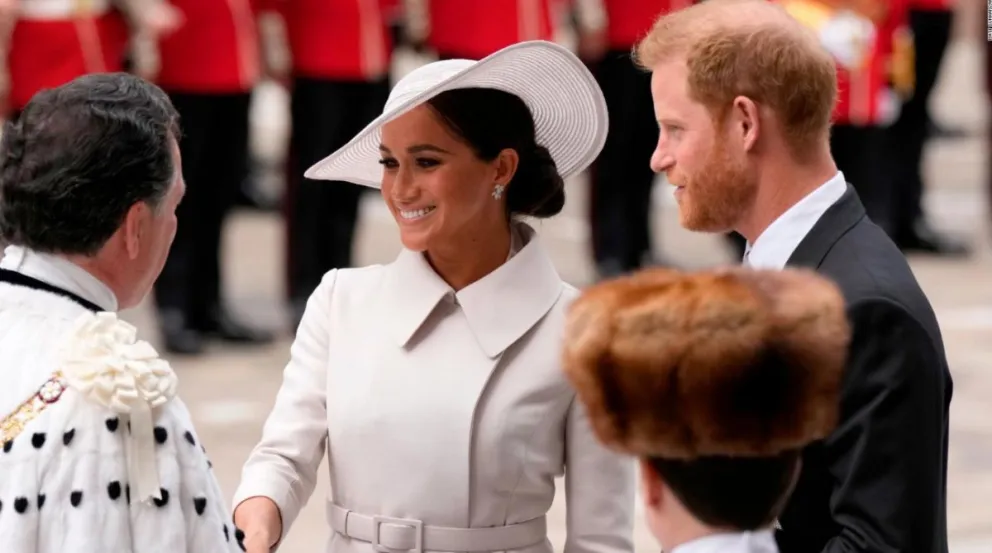 Expertos analizaron los gestos del príncipe Harry y su hermano durante el servicio de Acción de Gracias del Jubileo de Platino