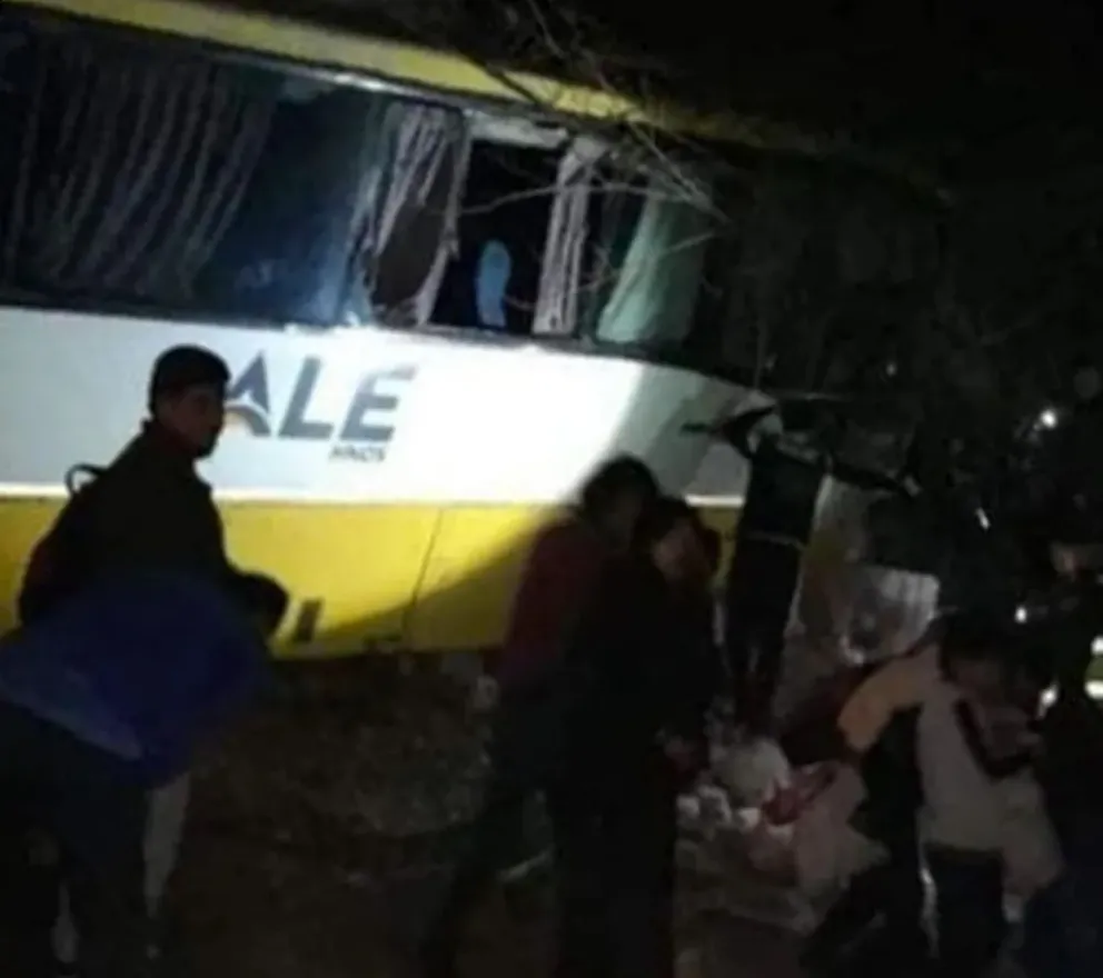 Trágico accidente en El Carril: una víctima fatal y al menos 20 afectados