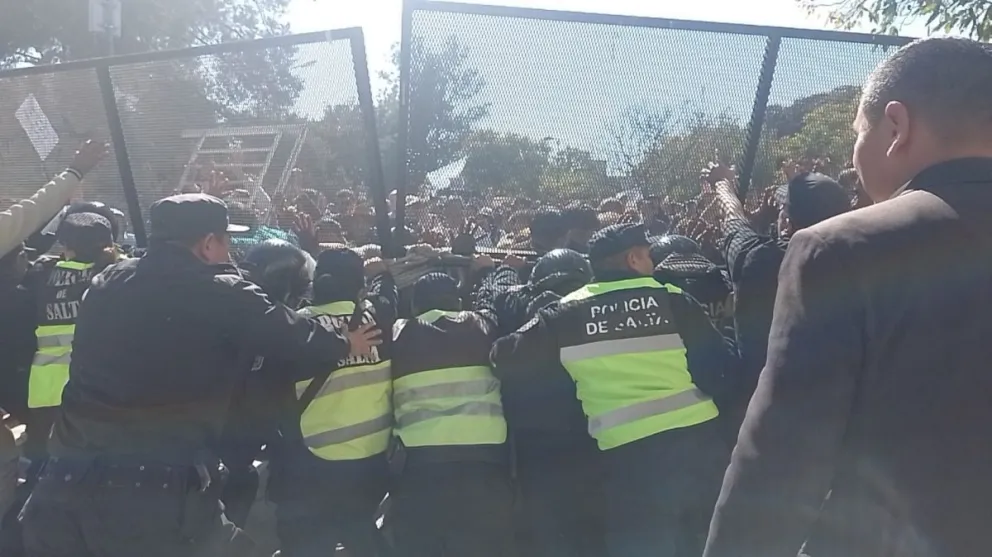 Conflicto docente: los sectores más reaccionarios "Van por un muerto"