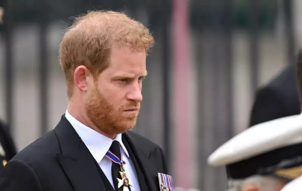 Alerta en la corona británica: preocupantes y desalentadoras predicciones sobre el príncipe Harry