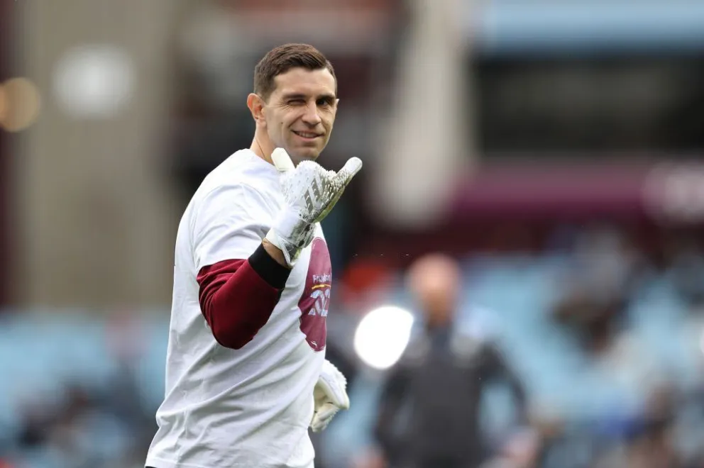 La desopilante respuesta del Dibu Martínez a una publicación del Aston Villa