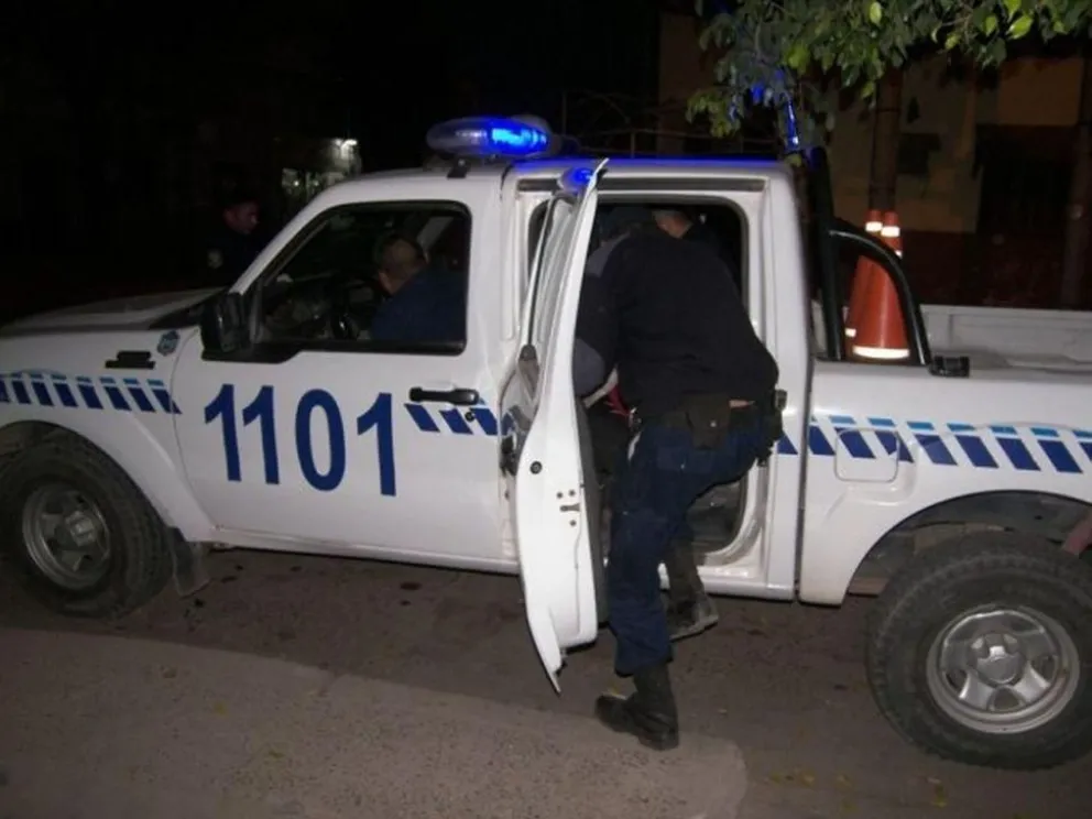 Un hombre murió misteriosamente en una persecución con la policía y un vecino     