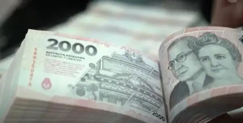 Alerta, ya circulan los billetes de $2.000 falsos: tené en cuenta estos tips de seguridad para detectarlos
