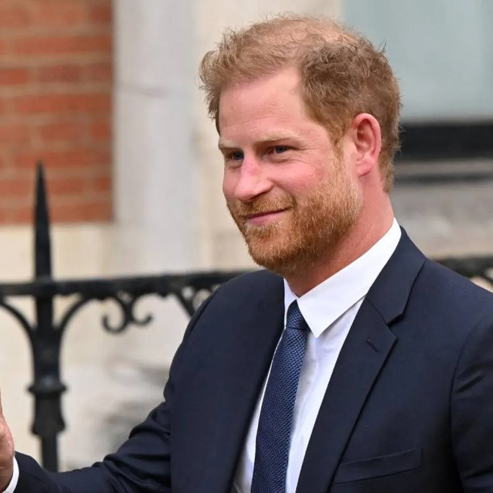 El príncipe Harry escapa de Meghan para ir a un club muy privado y relajarse sin ser visto