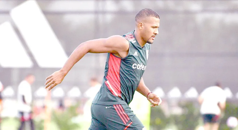 Cansado de Salomón Rondón, Martín Demichelis pidió un reconocido delantero para River Plate