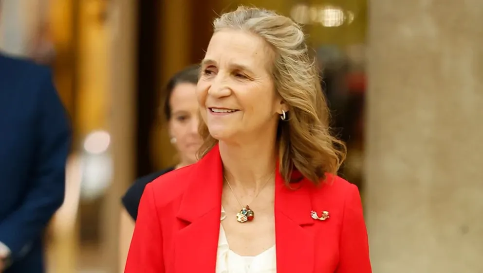 La infanta Elena descoloca a Letizia: su presencia en este gran evento muestra lo comprometida que está con la Corona