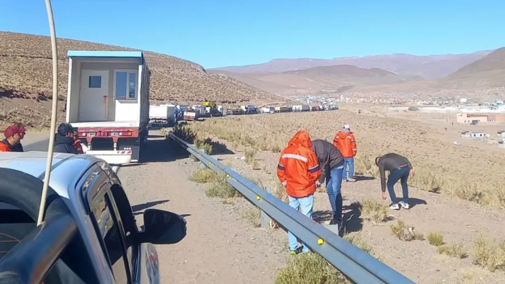 Se intensifican los reclamos: cortes de ruta en expeaje Aunor y en San Antonio de los Cobres