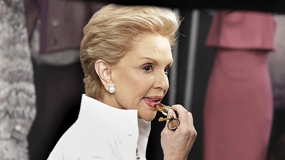 Carolina Herrera apunta a lo juvenil: estos son los pantalones infaltables para las mujeres mayores de 50