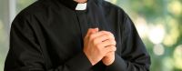 Otro falso sacerdote: salteños denuncian que se hace pasar por curas reconocidos para robar