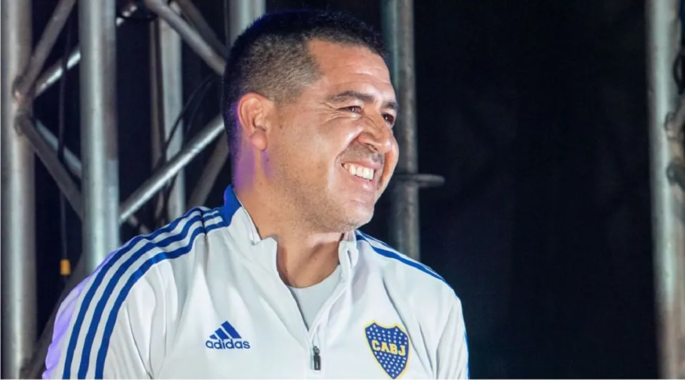 Riquelme activó la bomba del mercado: Boca quiere a un delantero con pasado en River