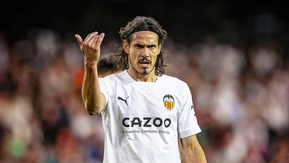 Se complican las negociaciones: la nueva exigencia de Edinson Cavani para jugar en Boca Juniors